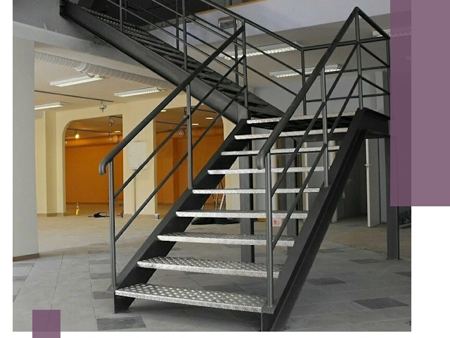 Лестницы для офиса в Лабинске: изготовление, монтаж, демонтаж