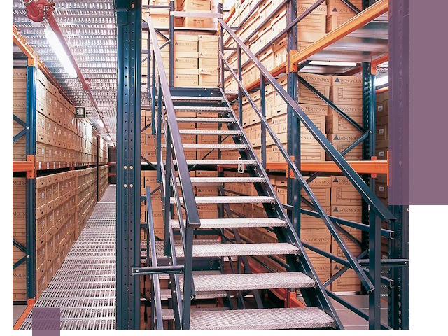 Лестницы складские прочные и безопасные под ключ в Лабинске