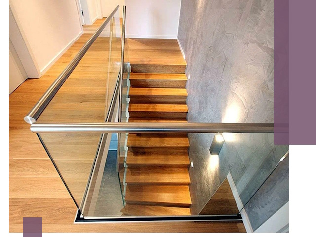 Перила для лестницы в доме — изготовление и монтаж в Лабинске