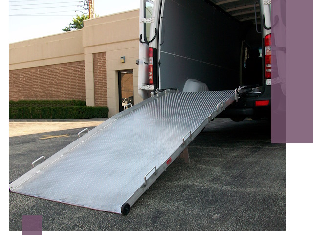 Мобильные пандусы в Лабинске — производство, монтаж и аренда