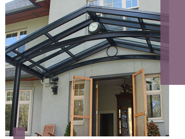 Изготовление и монтаж навесов и козырьков в Лабинске