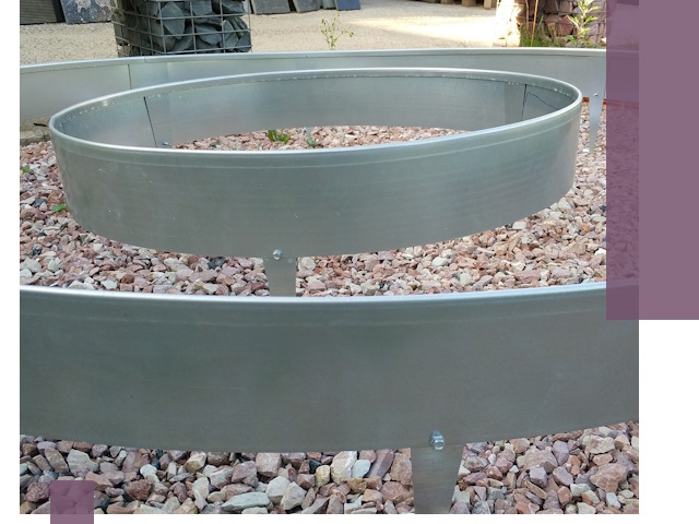 Нержавеющие бордюры под ключ в Лабинске — изготовление и монтаж