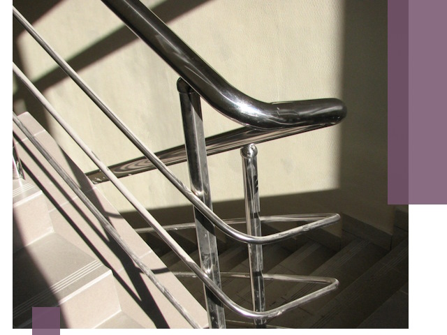 Поручни из нержавеющей стали под ключ в Лабинске